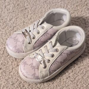 Michael Kors Pull On Logo Sneakers Size Toddler Size 7